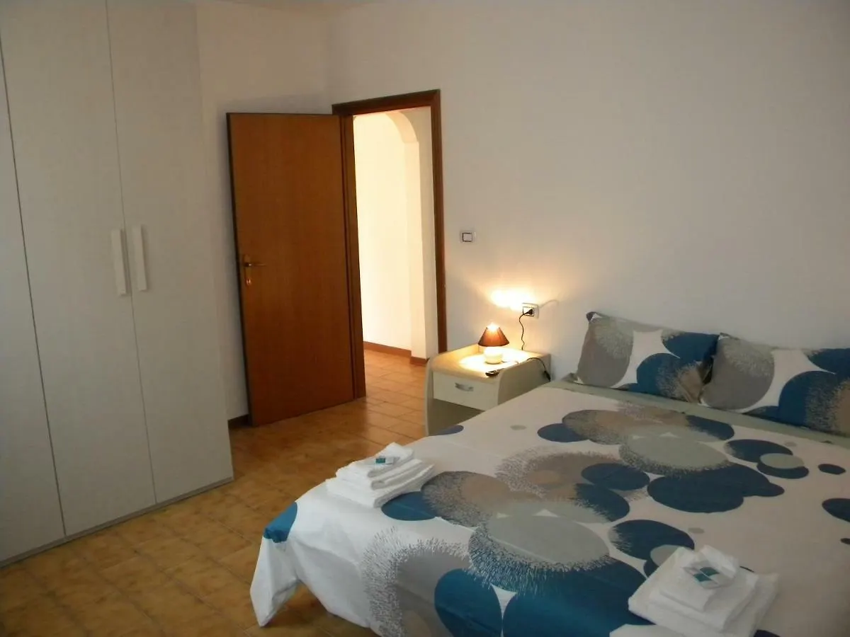 Bologna House San Carlo Centro Apartment 0*,